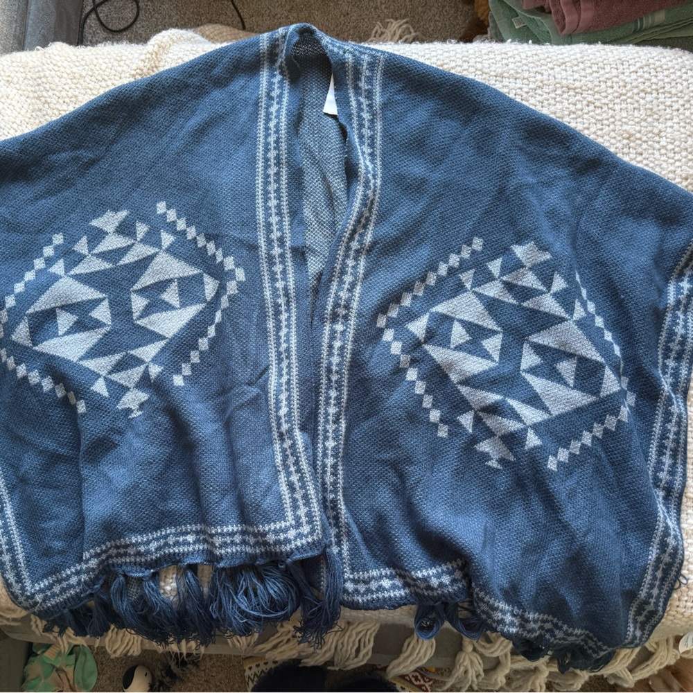 Jessica Simpson Western Boho Poncho